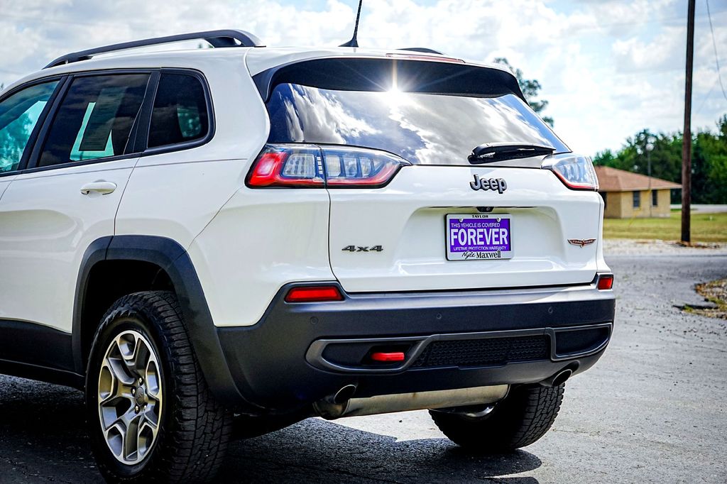 Used Car 2020 Jeep Cherokee  Trailhawk For Sale Under $30,000 In Taylor, Texas