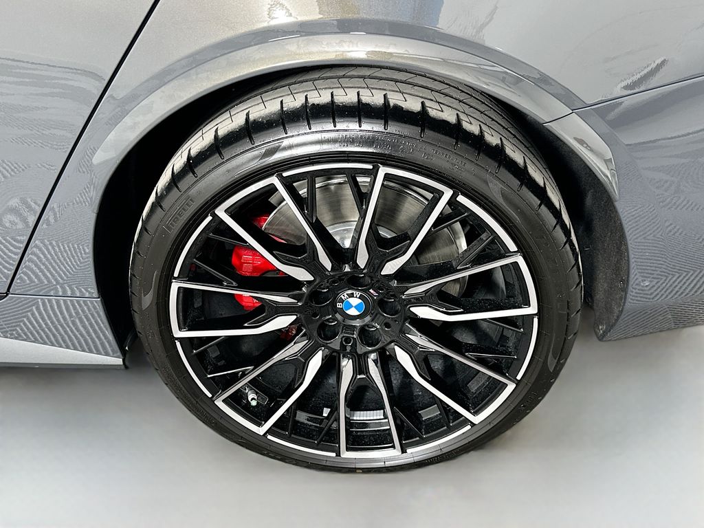 Thumbnail: 2025 BMW i4 - 23