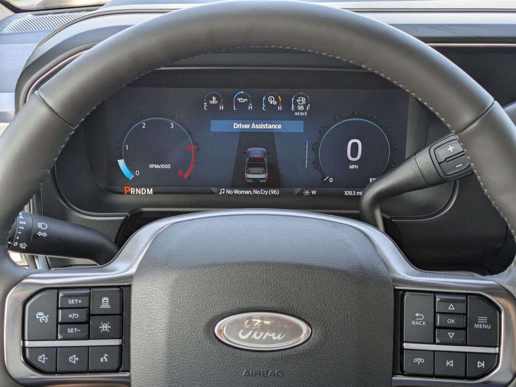 2025 Ford F-450 Super Duty Platinum