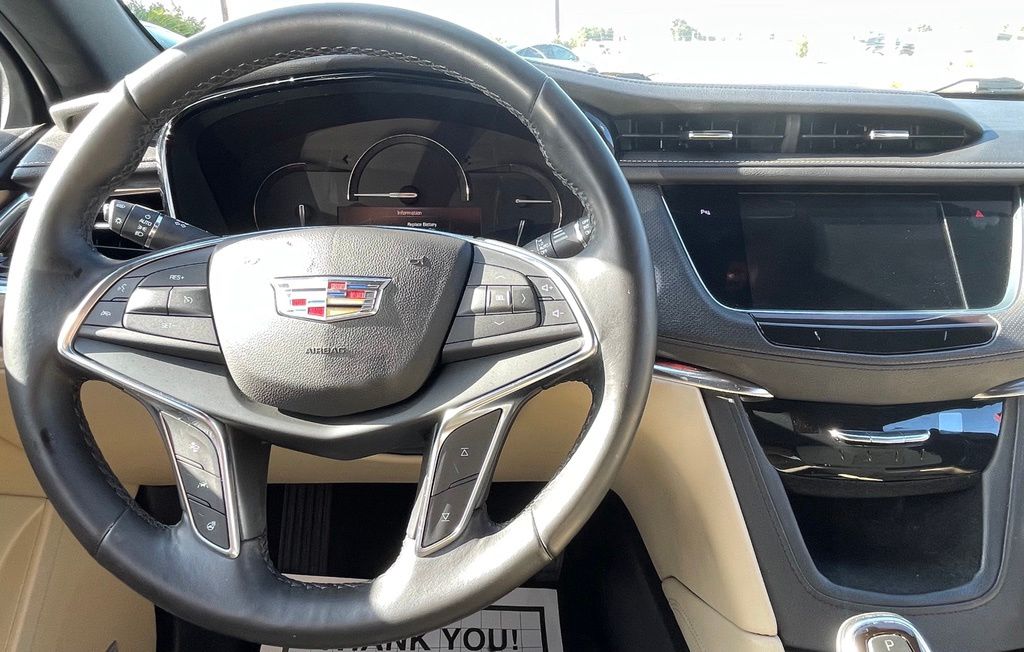 2019 Cadillac XT5 Luxury White at Cook Ford