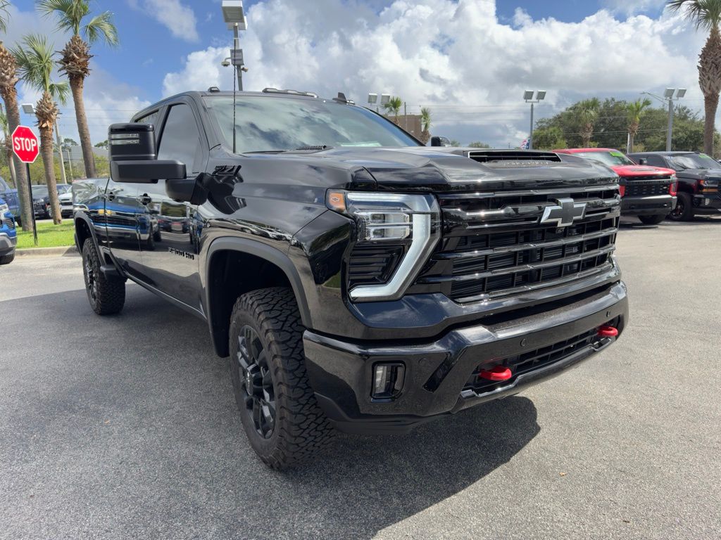 2025 Chevrolet Silverado 3500HD High Country 10