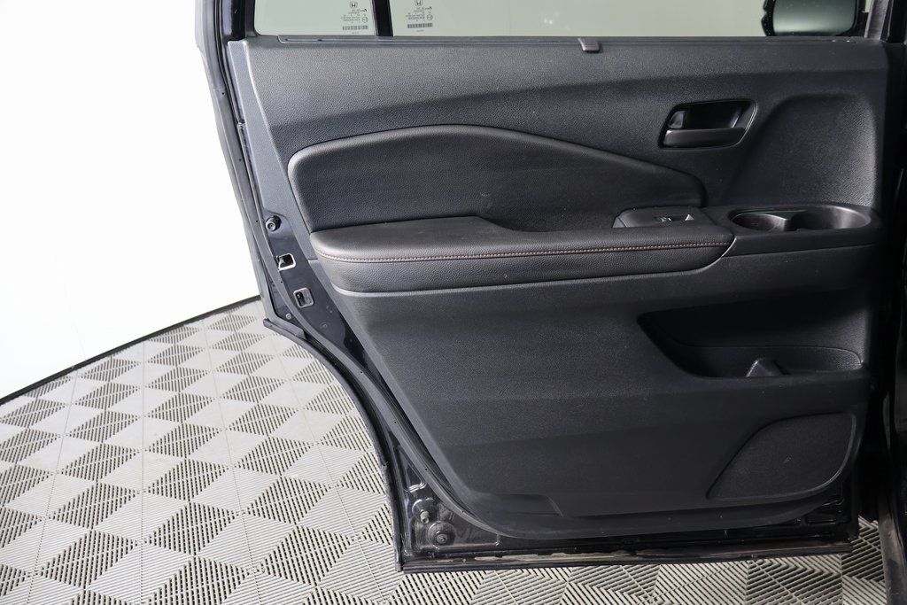 Thumbnail: 2023 Honda Passport - 13