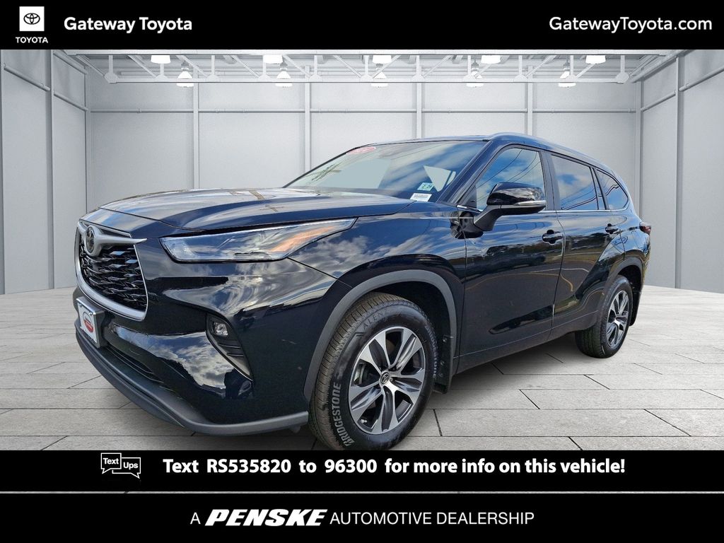 2024 Toyota Highlander XLE -
                Toms River, NJ