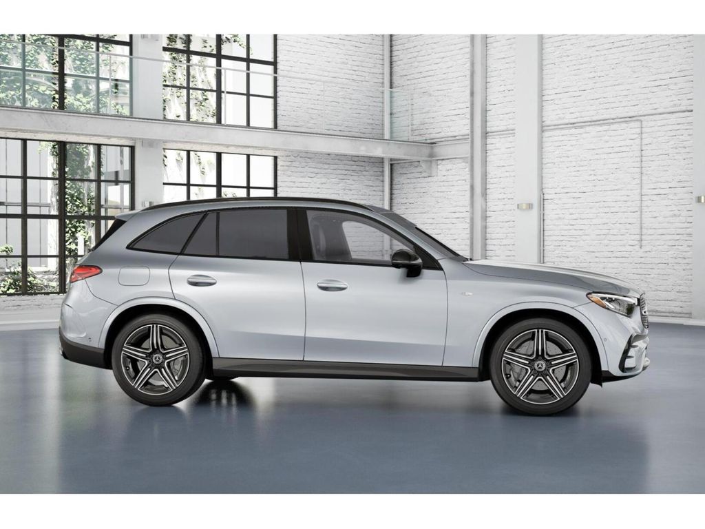 Thumbnail: 2026 Mercedes-Benz GLC - 15