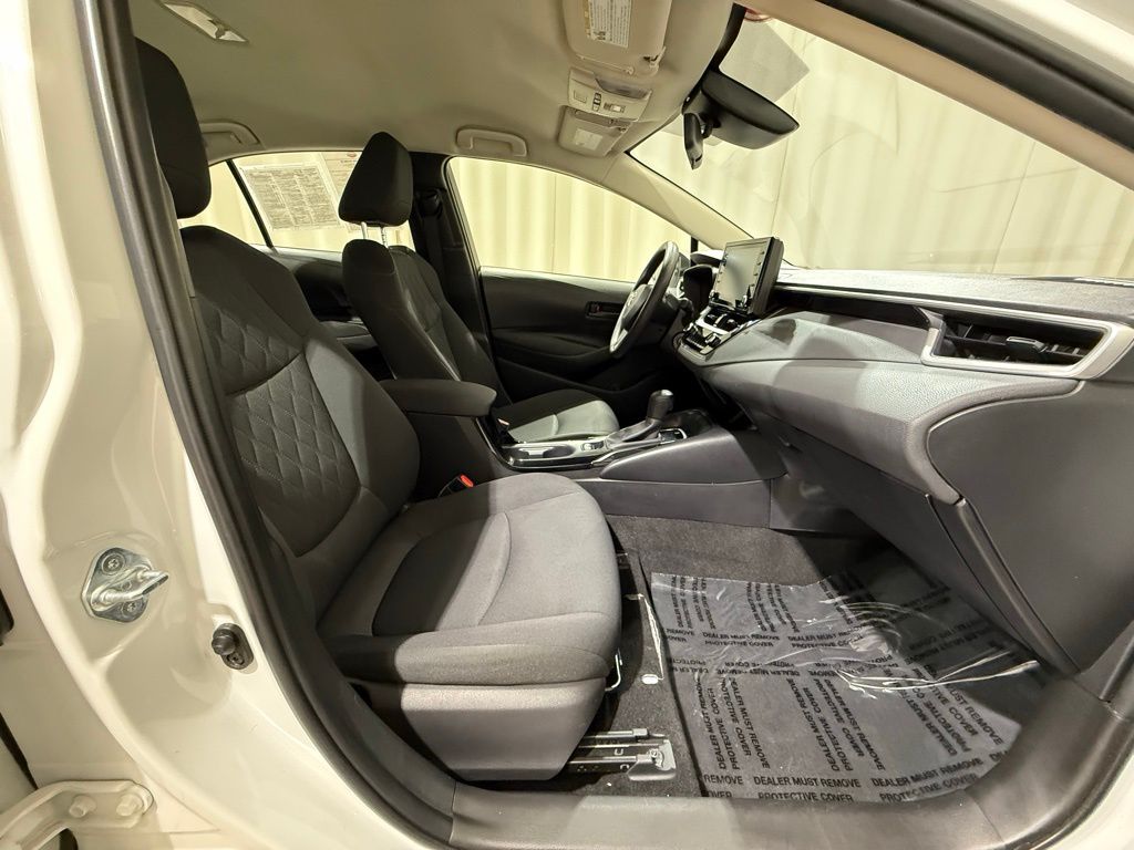 2022 Toyota Corolla LE 19