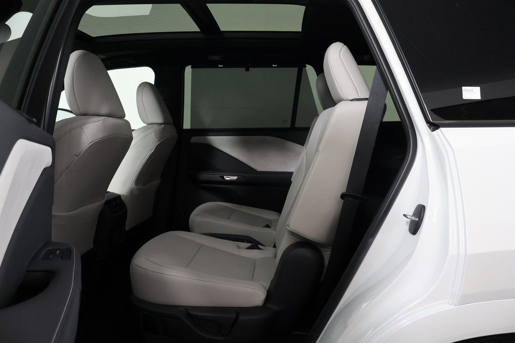 Thumbnail: 2026 Lexus TX - 6