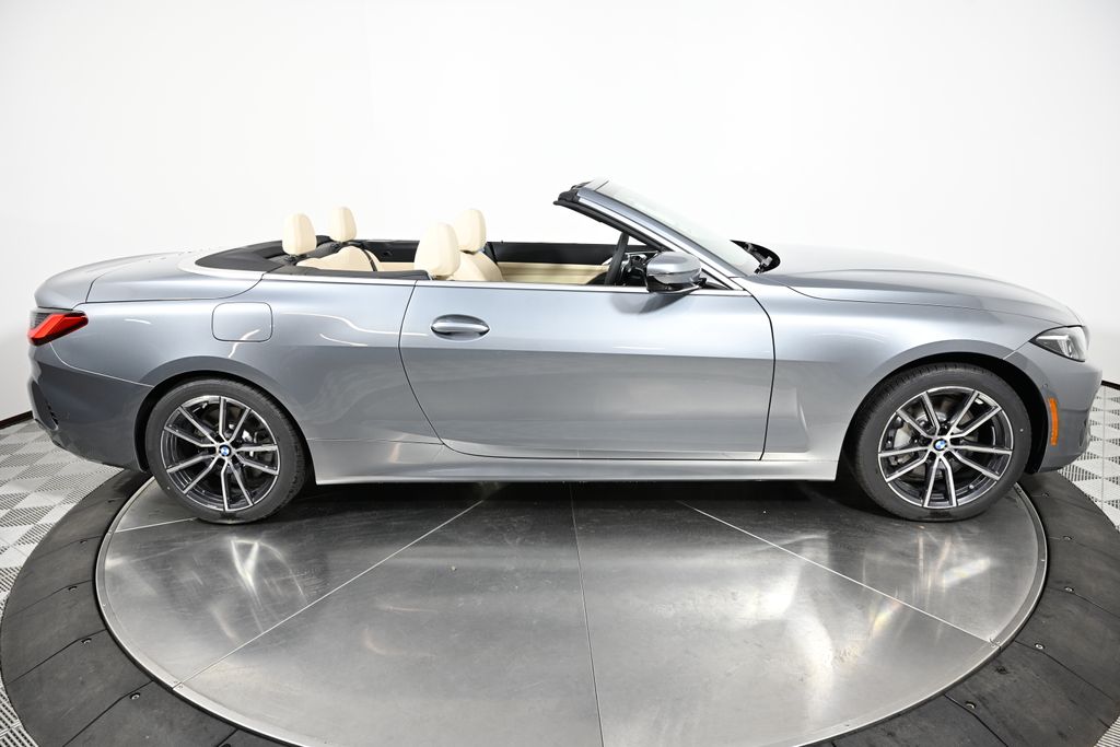 Thumbnail: 2026 BMW 4 Series - 12