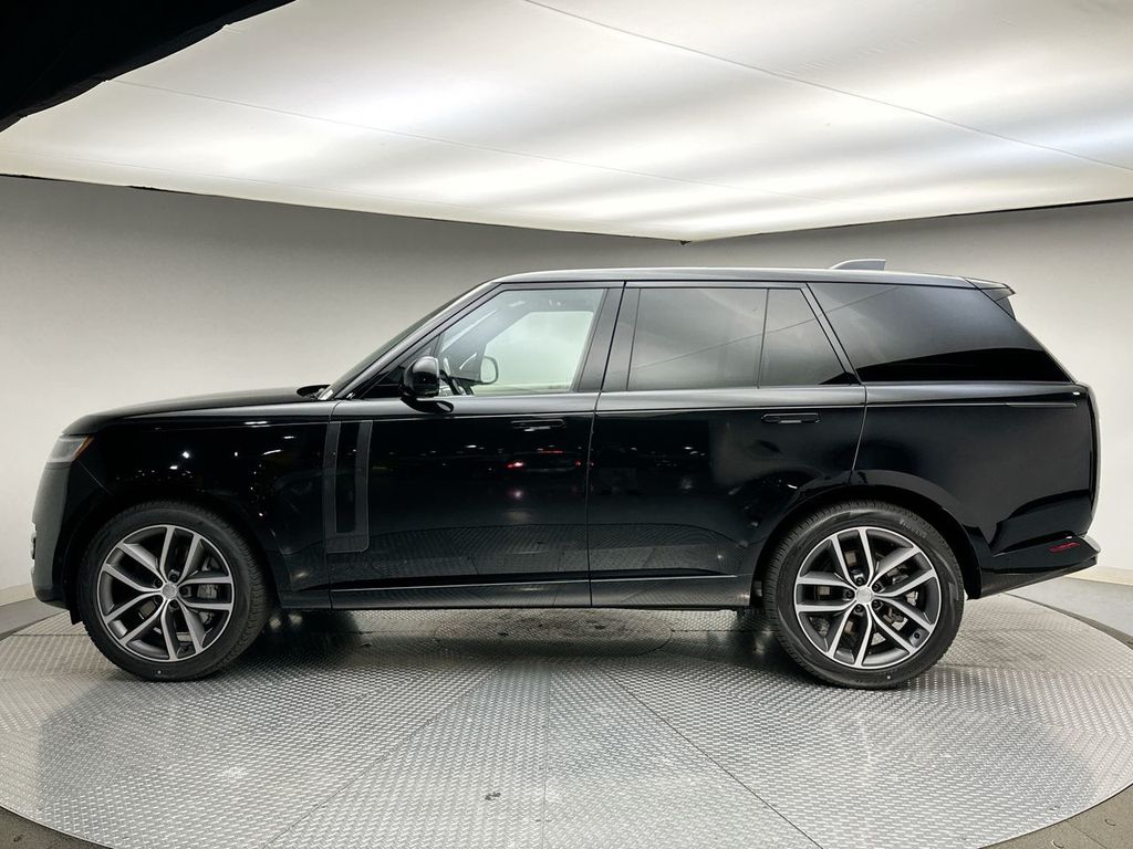 Thumbnail: 2025 Land Rover Range Rover - 2