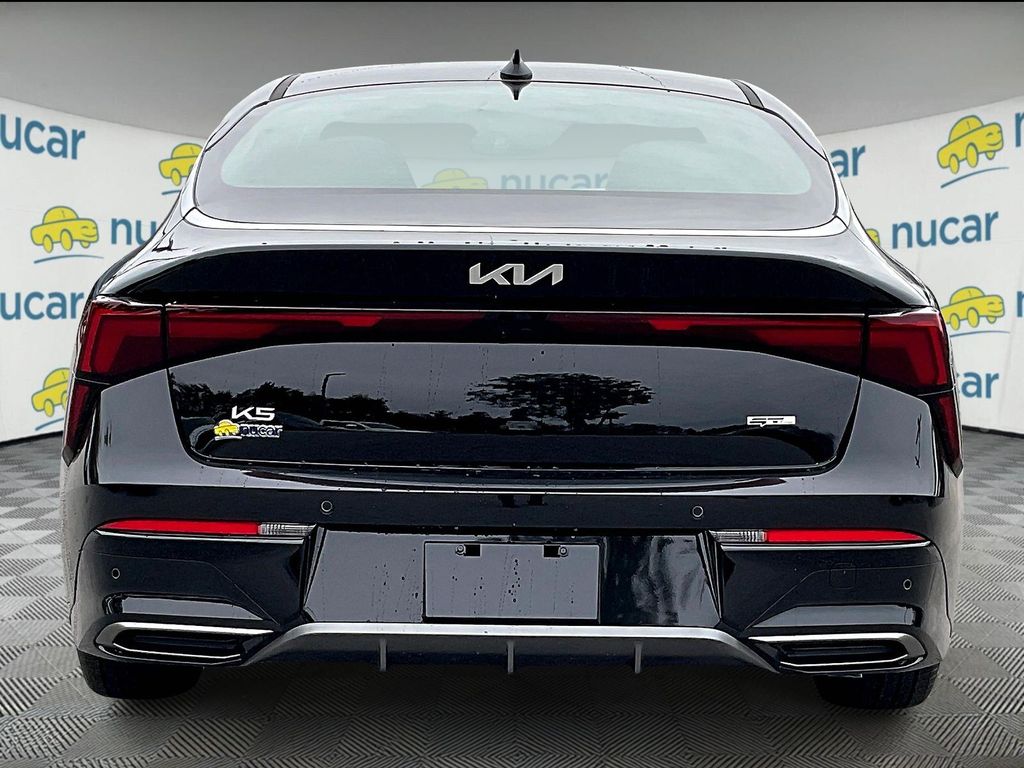 2026 Kia K5 — photo 5