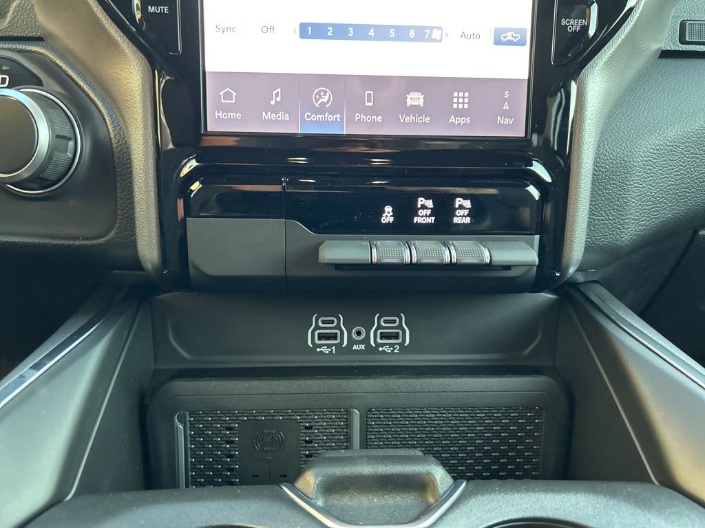2025 RAM 1500 Big Horn/Lone Star - Photo 12