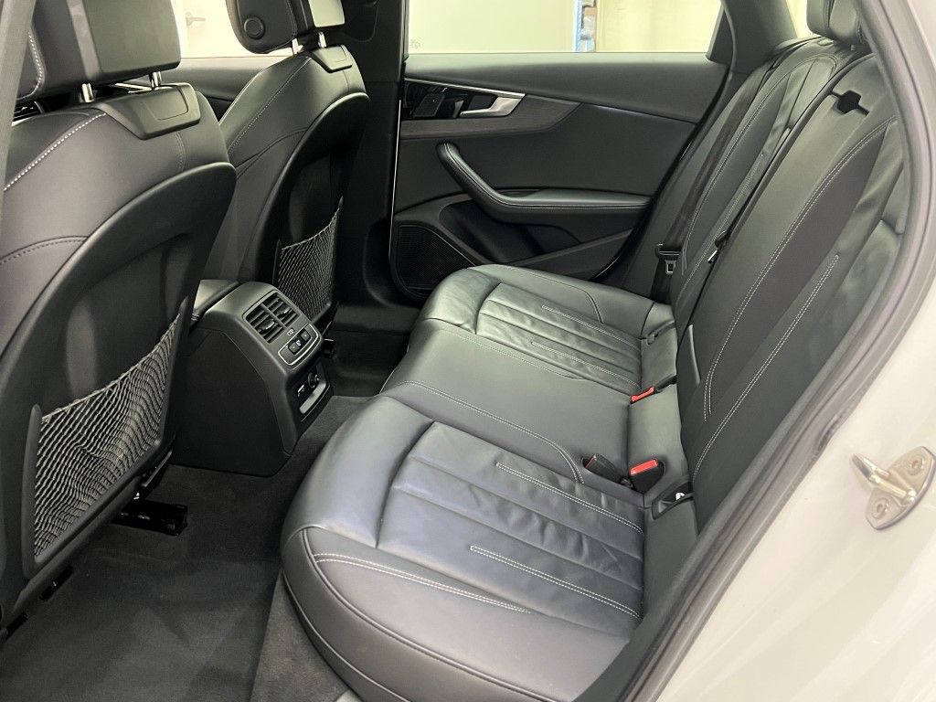 Thumbnail: 2023 Audi A4 - 21