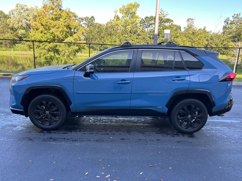 Thumbnail: 2022 Toyota RAV4 - 2