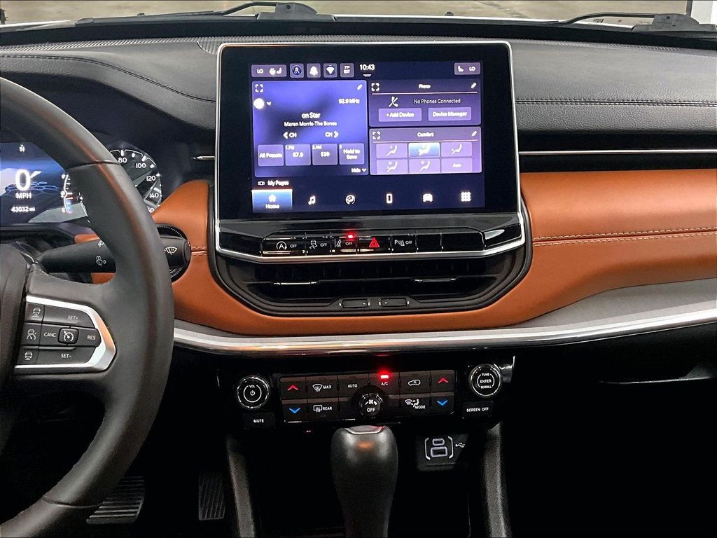 2024 Jeep Compass — photo 18