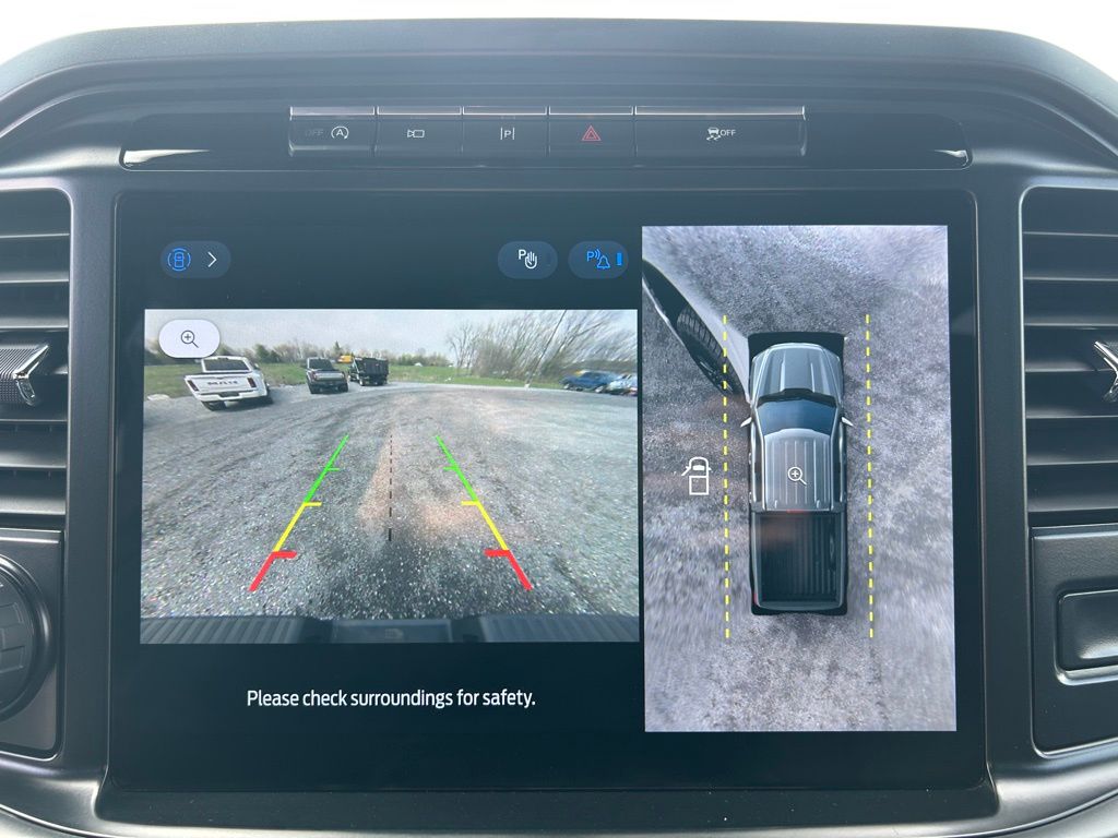 View vehicle photo 7