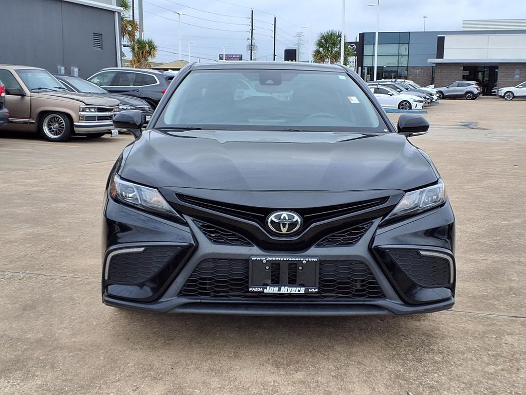 2024 Toyota Camry SE - 6
