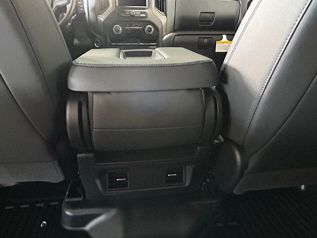 New 2026 Summit White Chevrolet Work Truck image 30