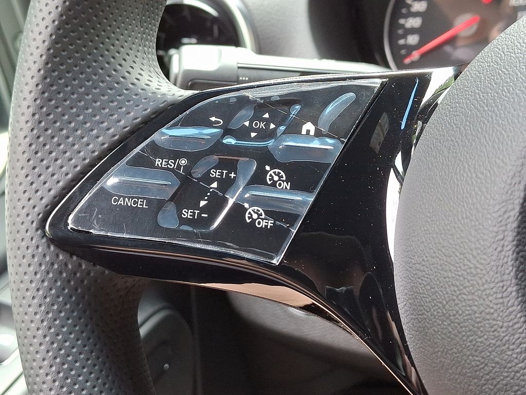 Thumbnail: 2025 Mercedes-Benz Sprinter - 13