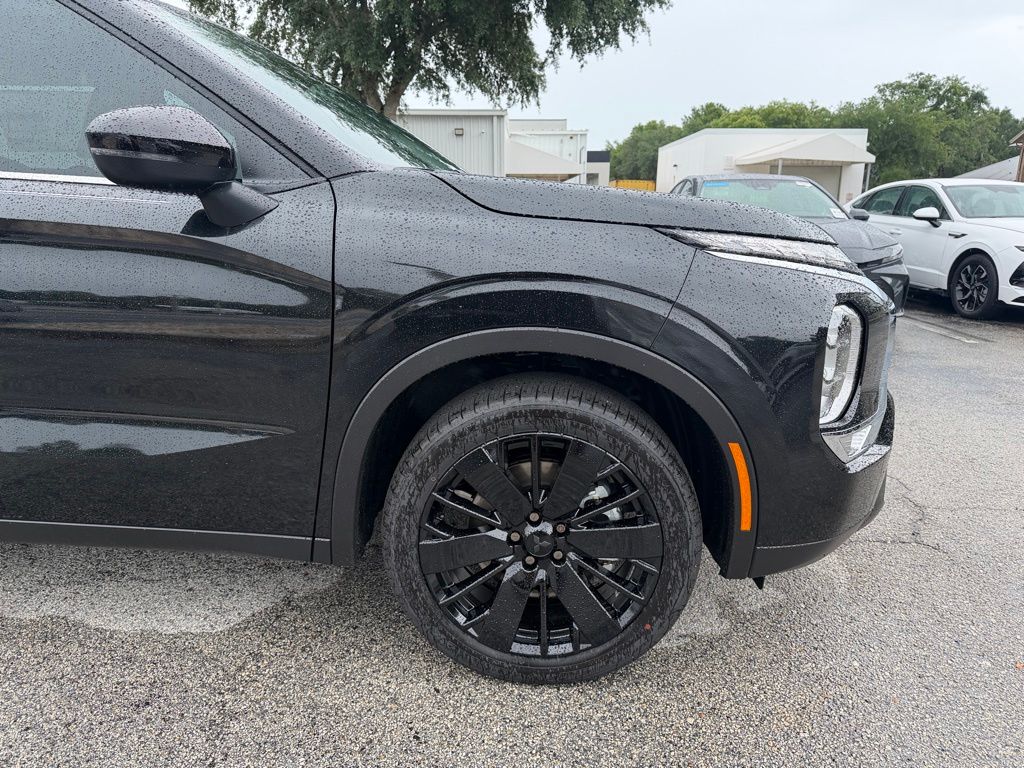 New 2026 Mitsubishi Outlander SUV