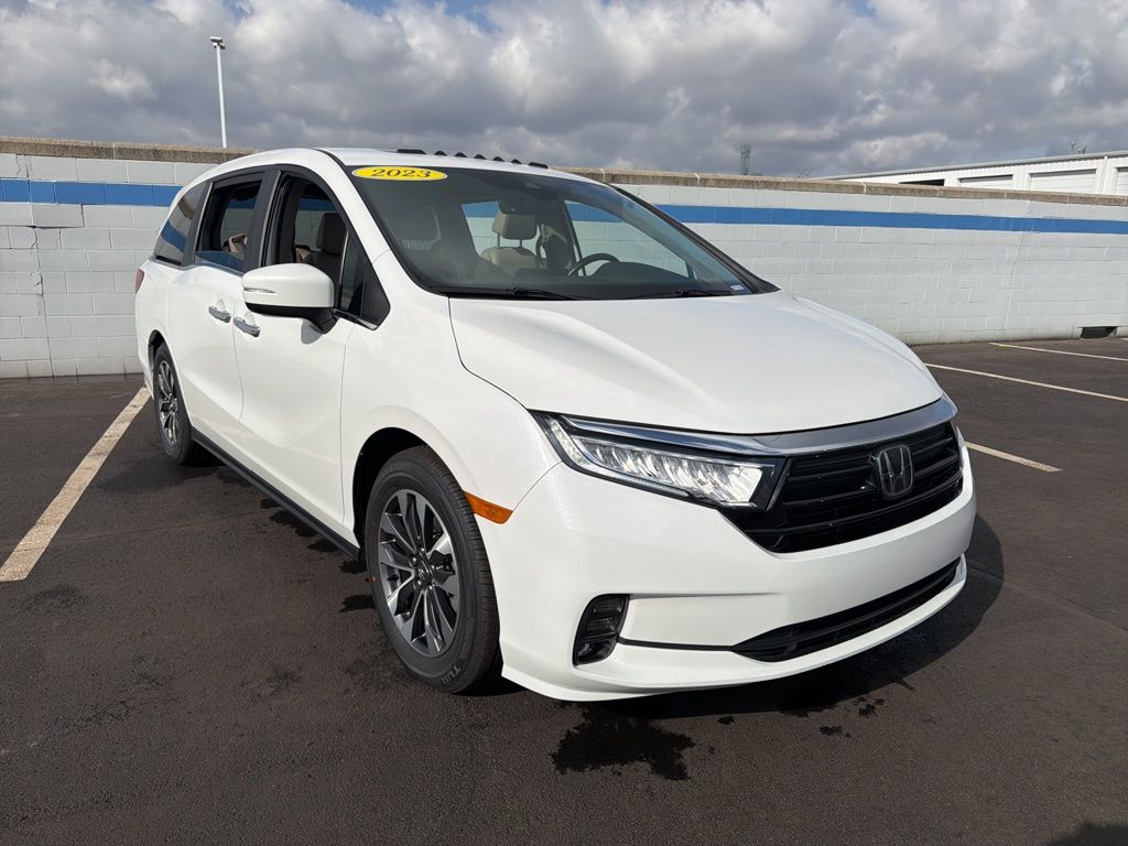 Thumbnail: 2023 Honda Odyssey - 7