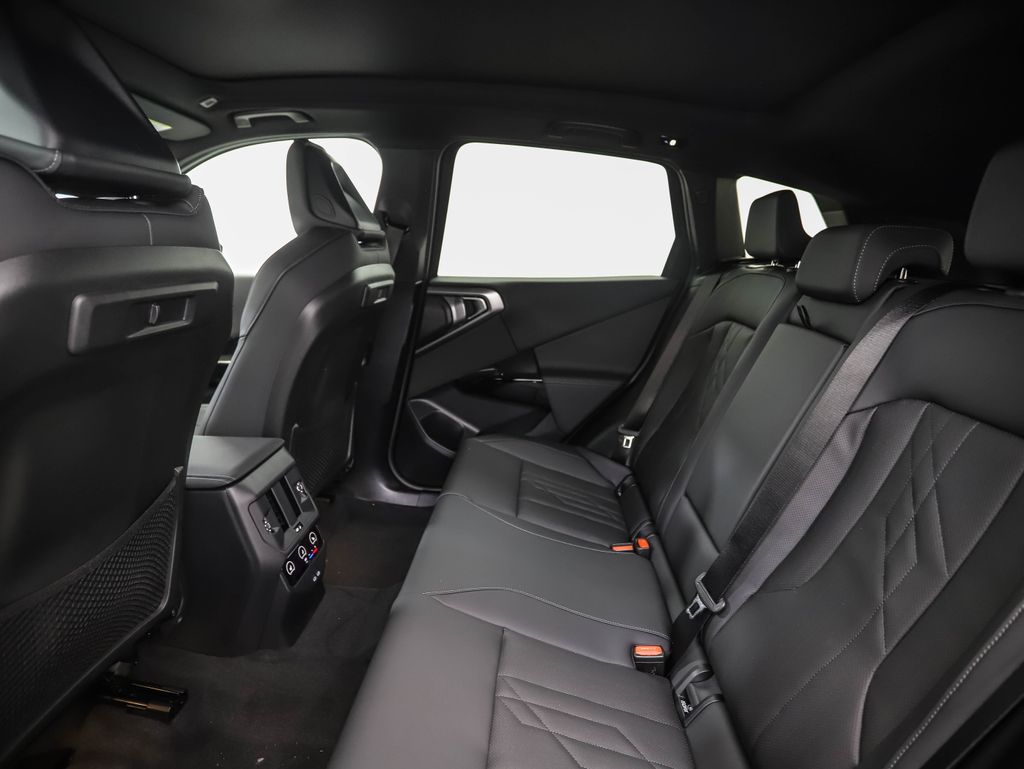 Thumbnail: 2026 BMW X3 - 22