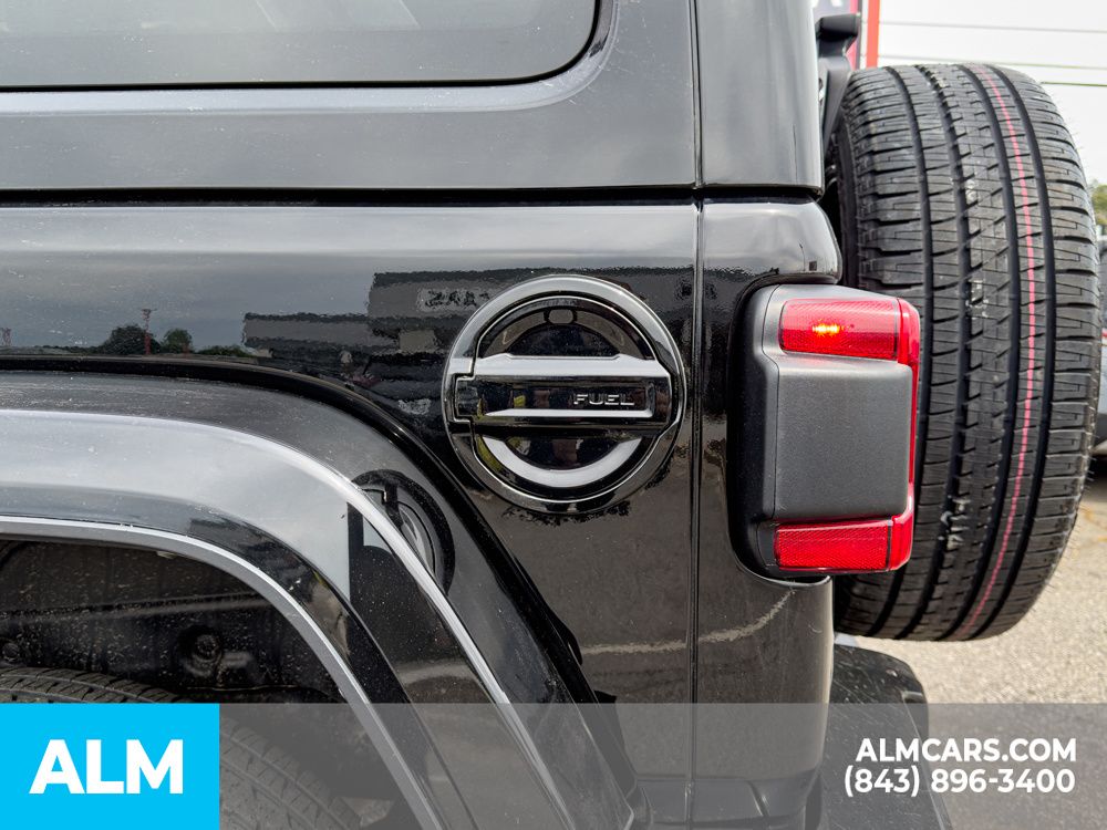 Used 2022 Black Clearcoat Jeep Unlimited Sahara High Altitude image 10