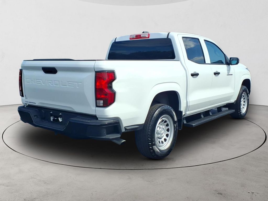 View vehicle photo 5