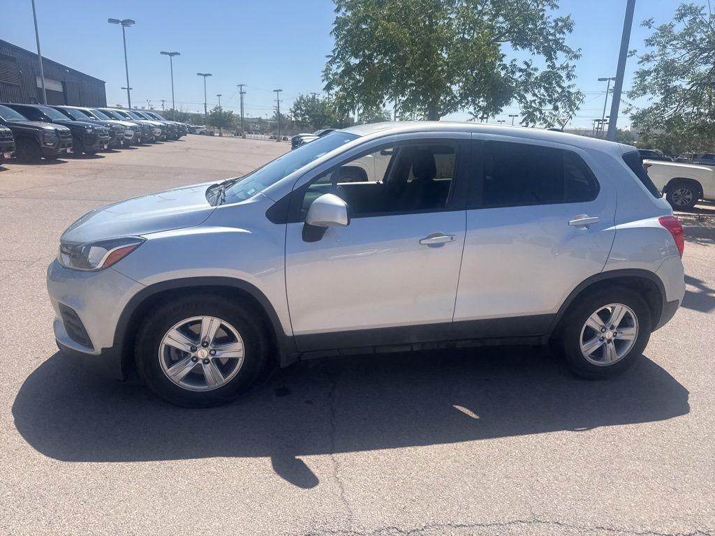 2019 Chevrolet Trax LS photo 6