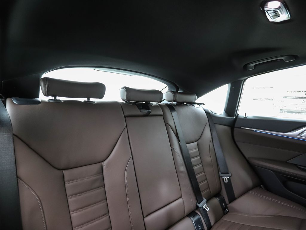 Thumbnail: 2026 BMW i4 - 28