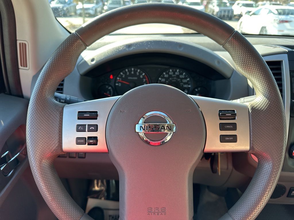 2017 Nissan Frontier SV 33