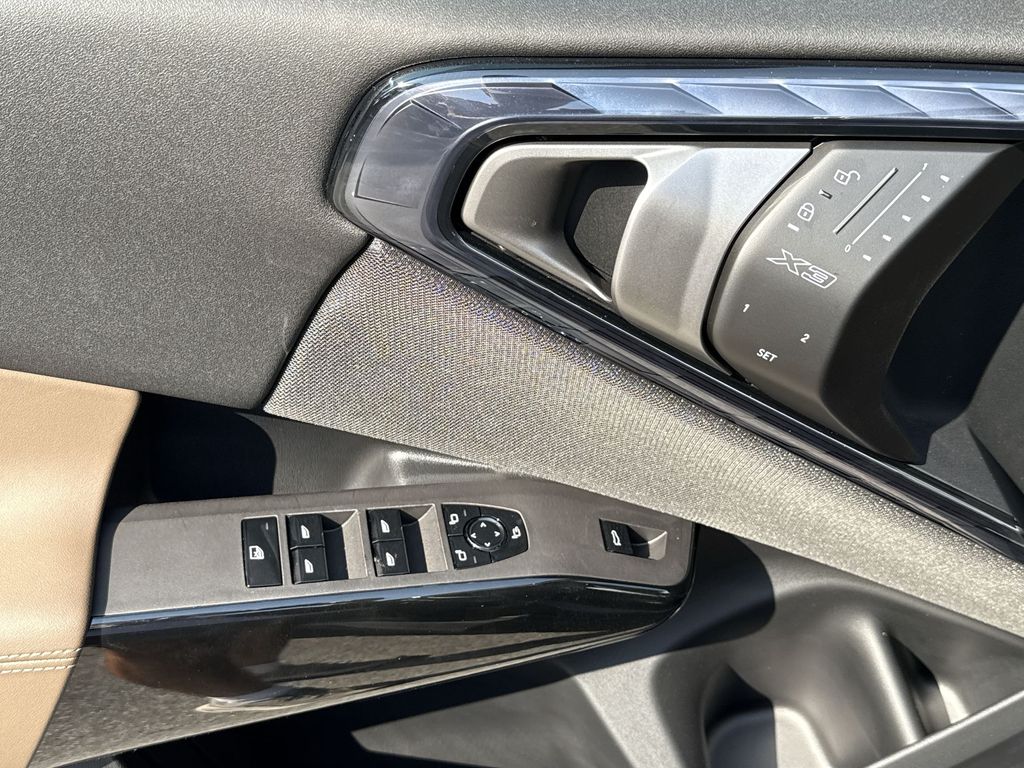 Thumbnail: 2026 BMW X3 - 13