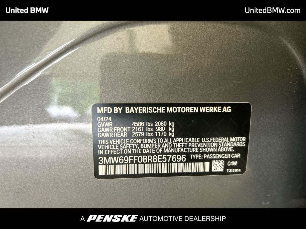 2024 BMW 3 Series 330i 23