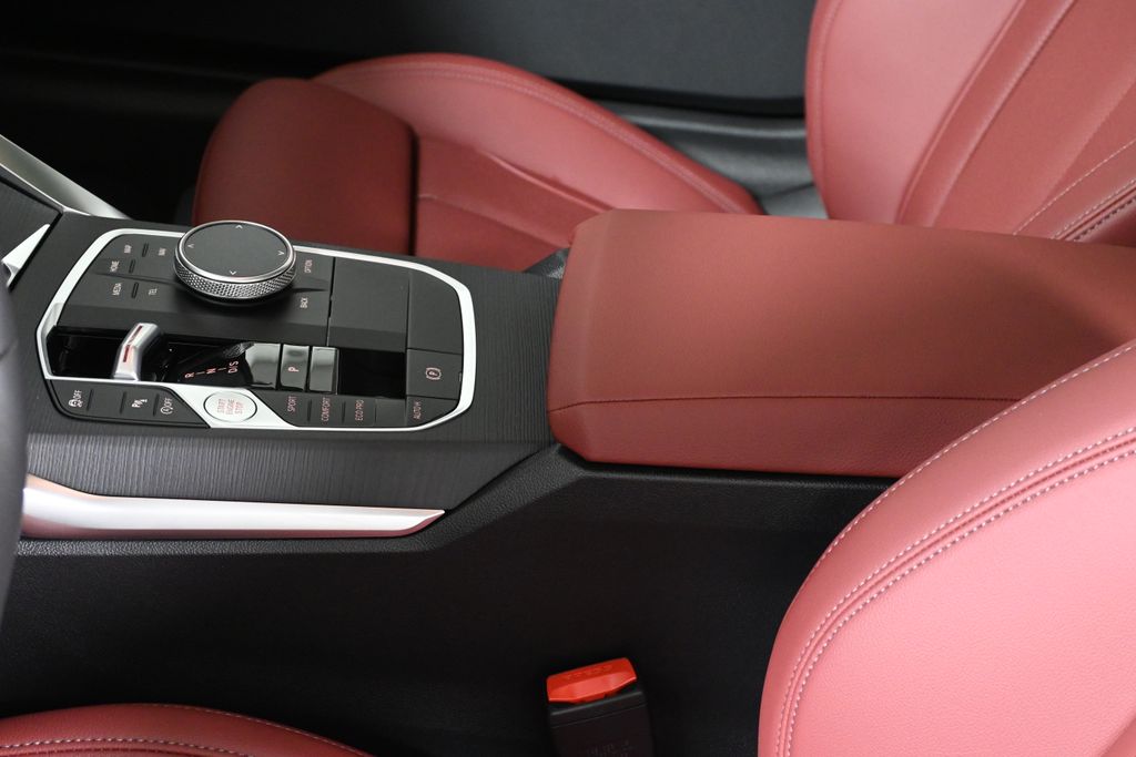 Thumbnail: 2026 BMW 4 Series - 26