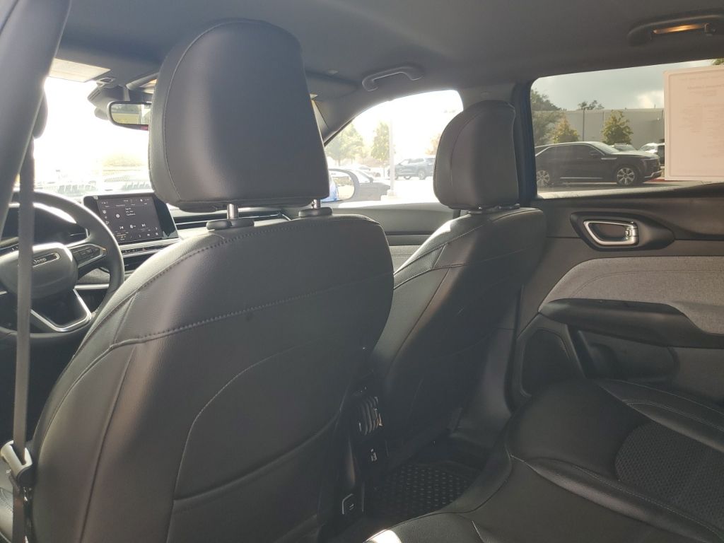 Used Car 2025 Jeep Compass  Latitude For Sale Under $25,000 In Austin, Texas