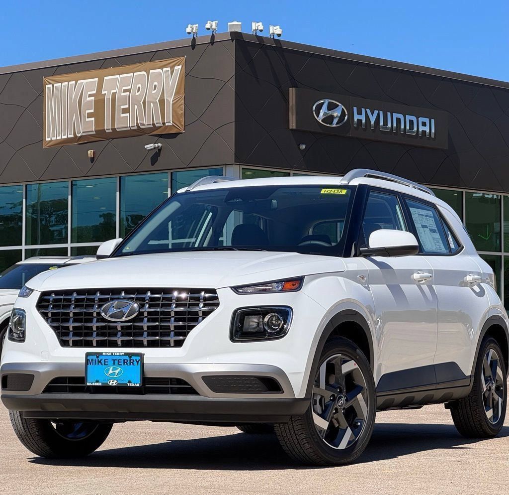 Lunar 2026 Hyundai Venue SUV / Crossover Front-Wheel Drive Continuously Variable Transmission