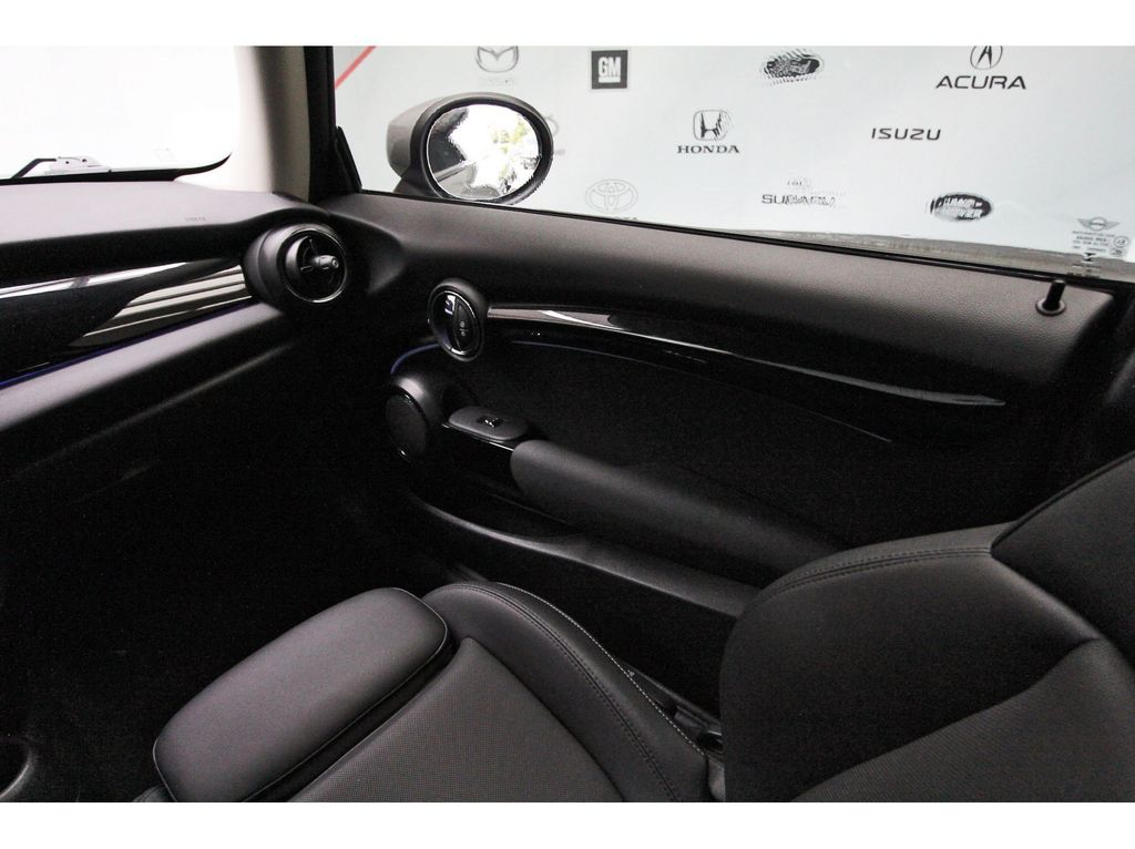 2023 MINI Cooper Base - 9