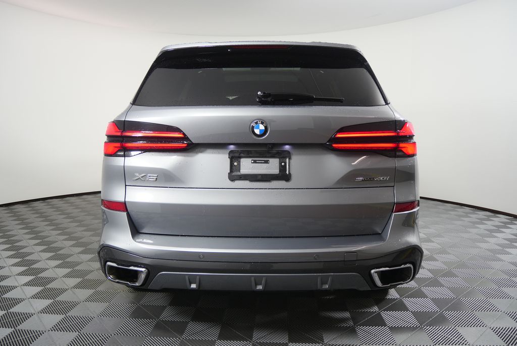 Thumbnail: 2026 BMW X5 - 4