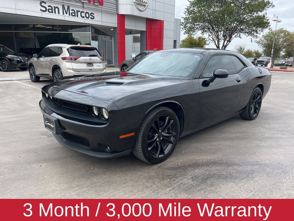 2016 Dodge Challenger SXT 2