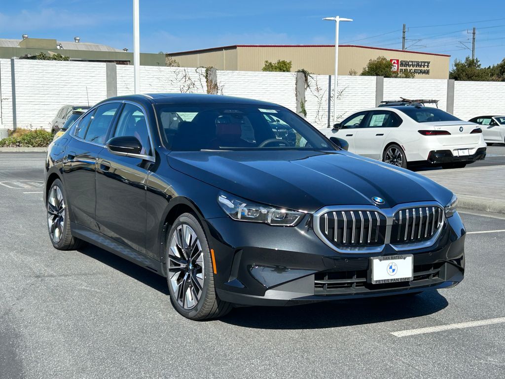 2025 BMW 5 Series 530i 7