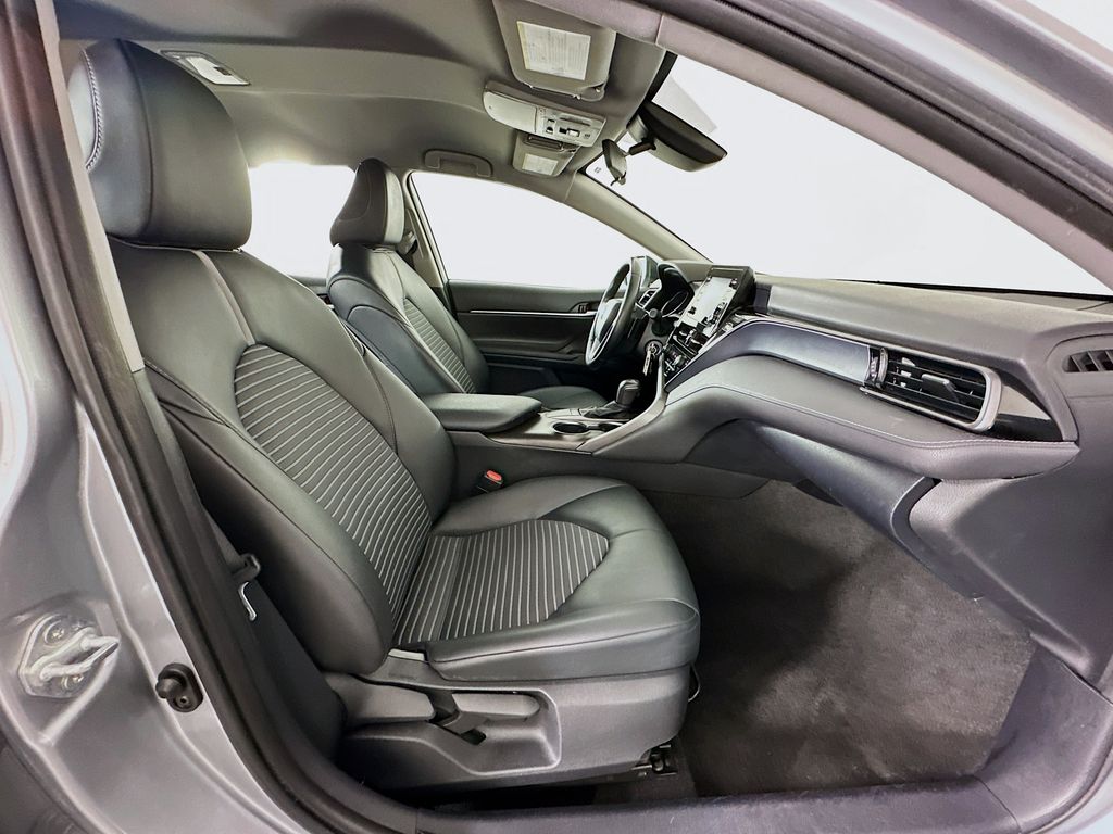 2023 Toyota Camry SE 26