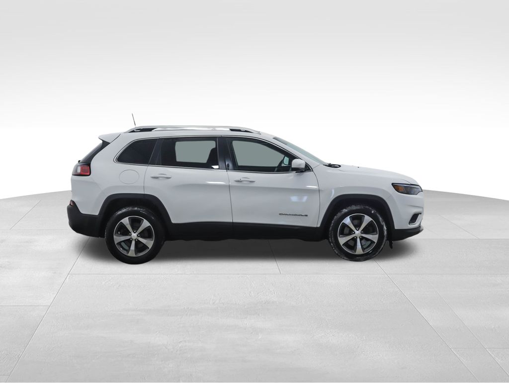 Thumbnail: 2019 Jeep Cherokee - 6