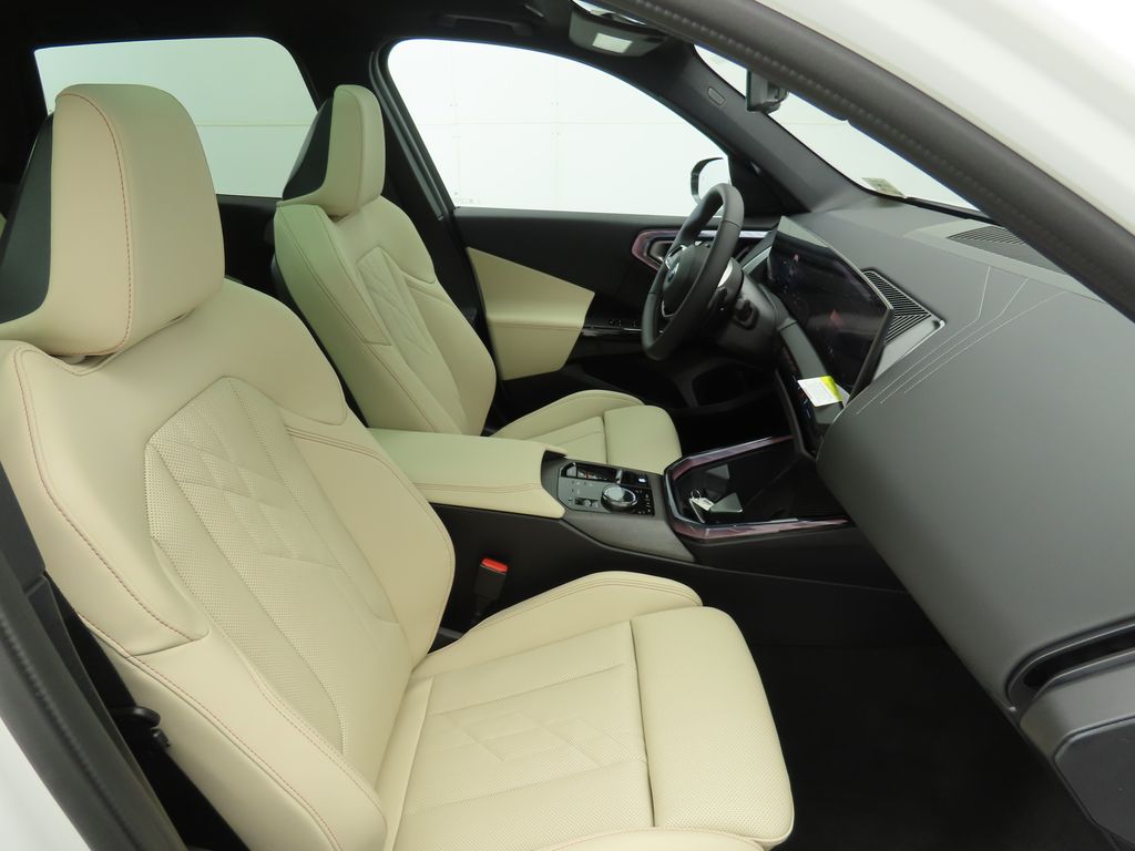 Thumbnail: 2026 BMW X3 - 21