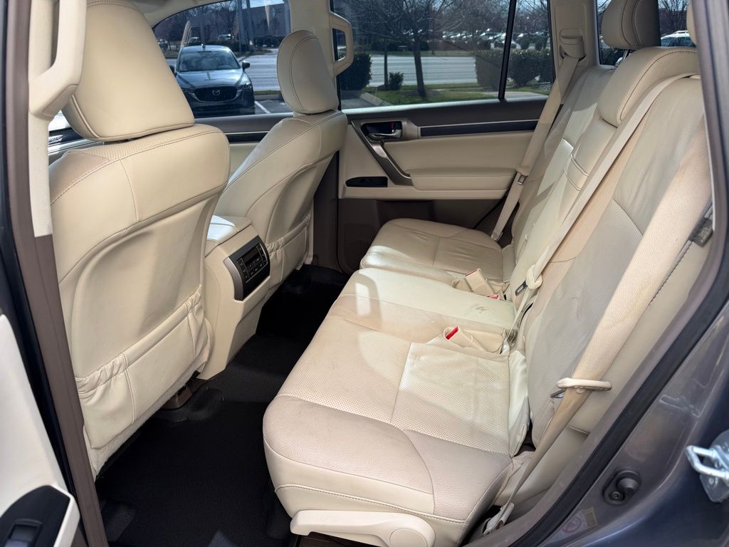 Used 2019 Gray Lexus 460 image 18
