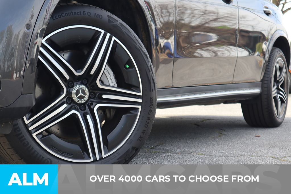 Used 2025 Gray Mercedes-Benz GLC 300 Coupe image 2