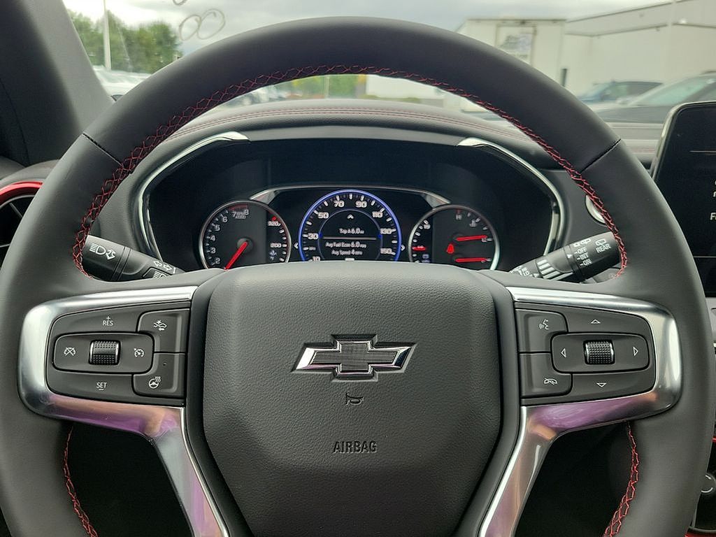 Thumbnail: 2025 Chevrolet Blazer - 9