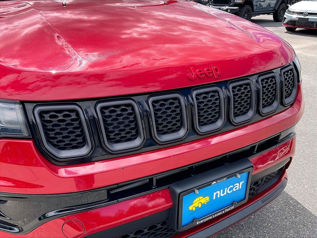 2023 Jeep Compass — photo 28