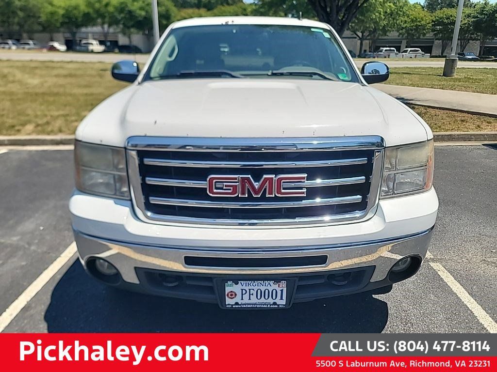 Summit White 2013 GMC Sierra 1500 SLE Crew Cab 4WD Pickup Truck Four-Wheel Drive 6-Speed Automatic