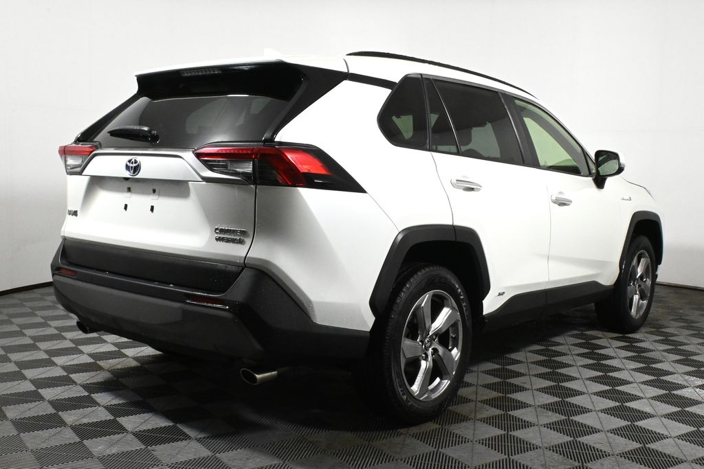 2019 Toyota RAV4 Limited 8