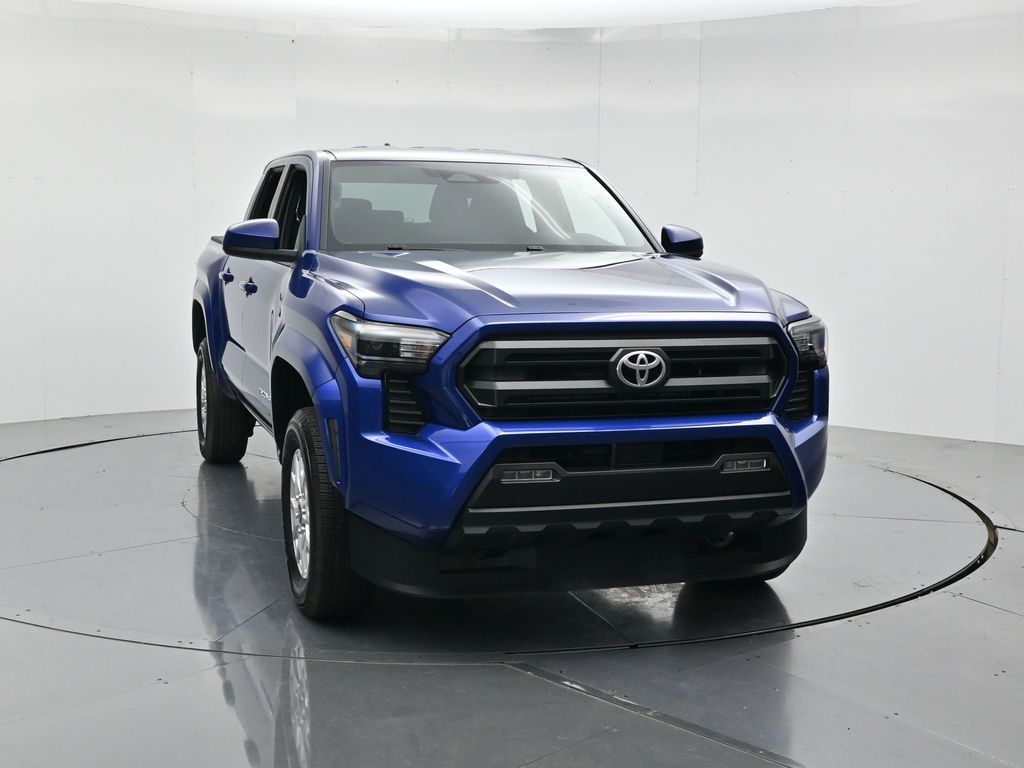 Used 2025 Blue Toyota SR5 image 4