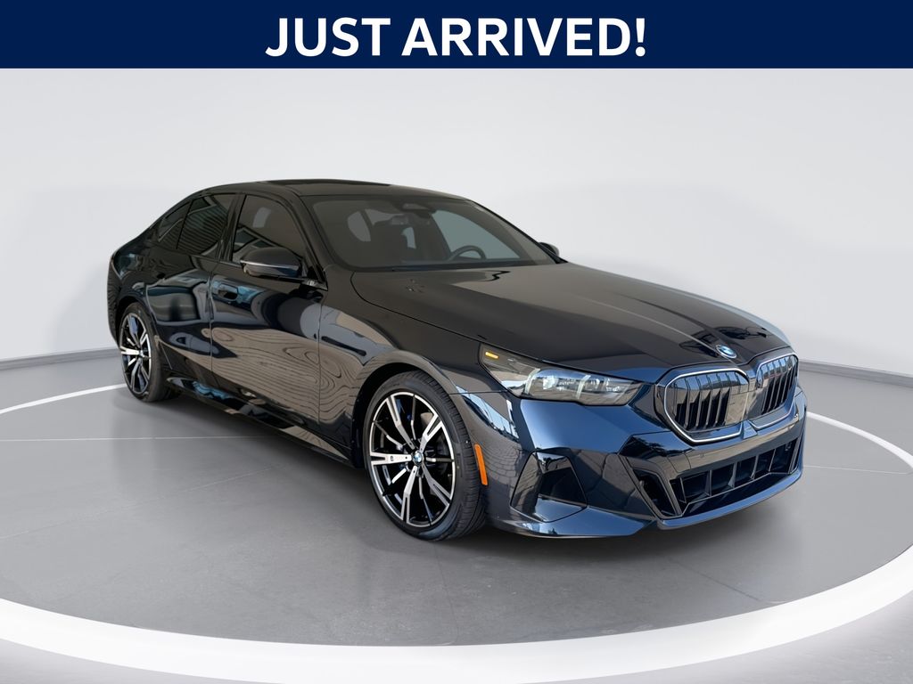 Carbon Black Metallic 2026 BMW 5 Series Sedan All-Wheel Drive 8-Speed Automatic
