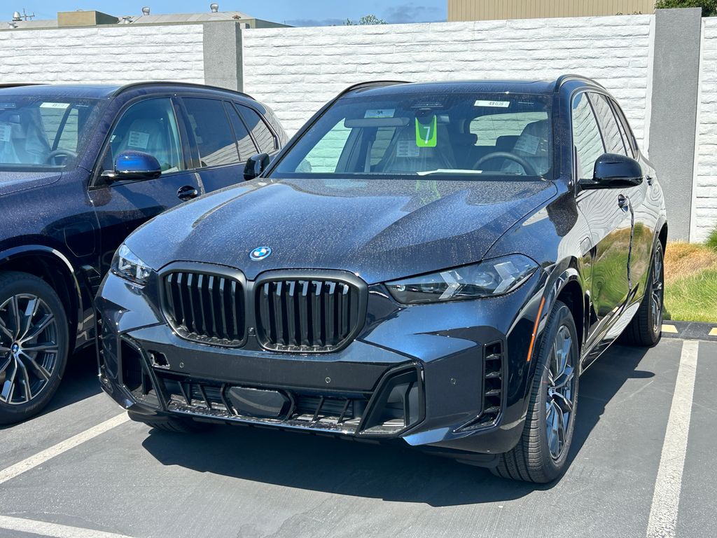 Thumbnail: 2026 BMW X5 - 2